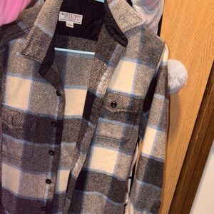 Wallace & Barnes medium women’s wool shacket